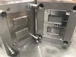 china plastic injection molding